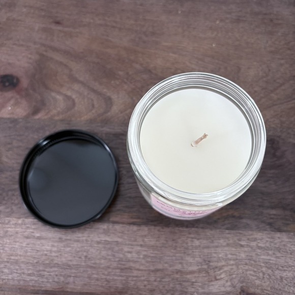 Bath & Body Works Love Candle Aromatherapy Rose Vanilla 7oz Single Wick Rare New - Picture 5 of 6